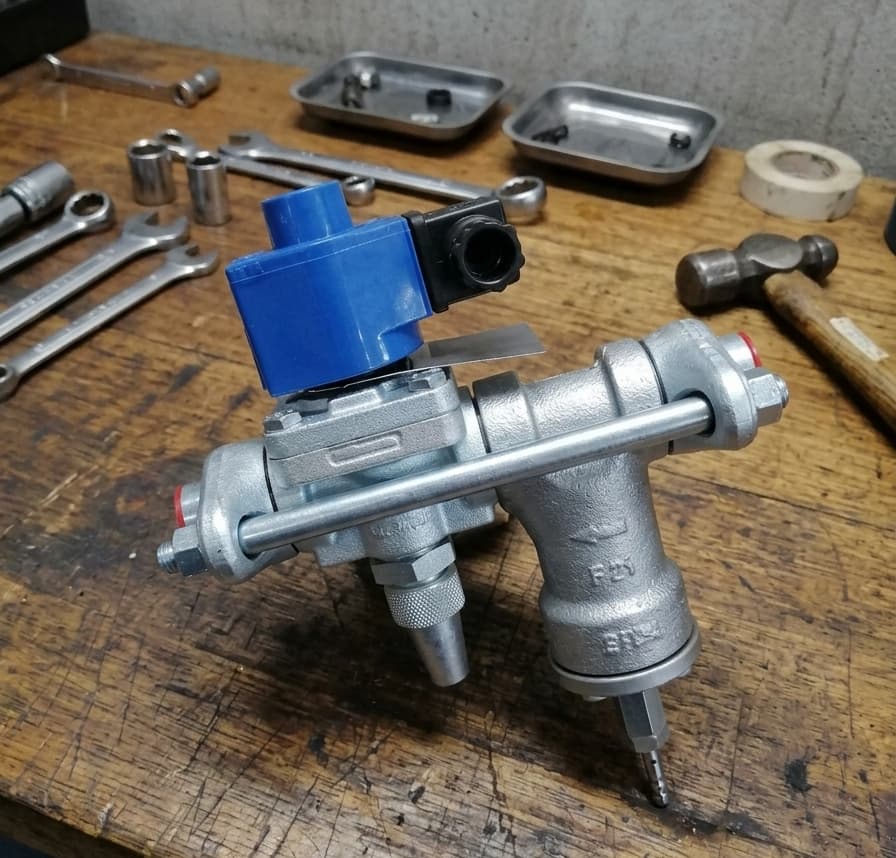 Válvulas solenoides industriais: como escolher sem erro